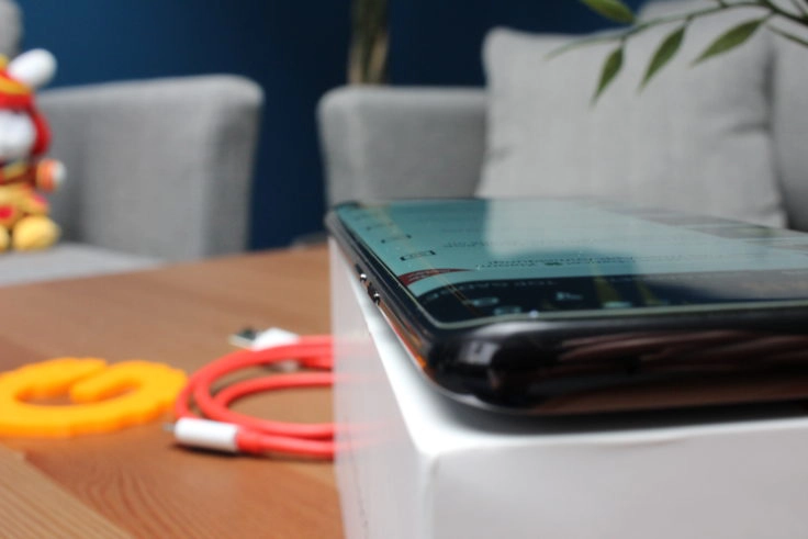 OnePlus 7 Pro Curved Screen