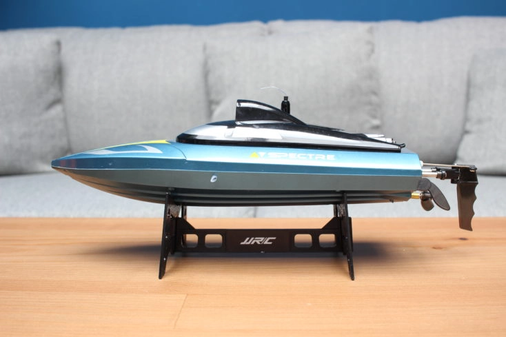 JJRC S4 Specre RC-Boot Seitenansicht