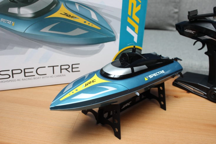 JJRC S4 Specre RC-Boot mit Karton und Fernbedienung (2)