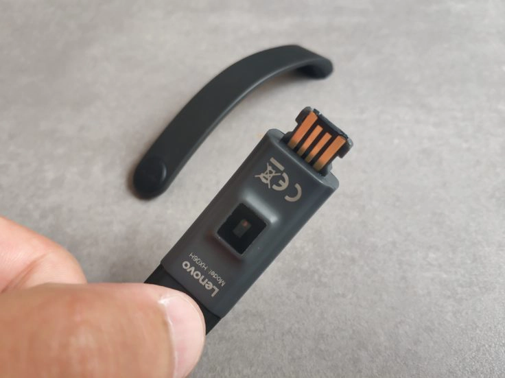 Lenovo HX06H Fitnesstracker Stecker Akku aufladen