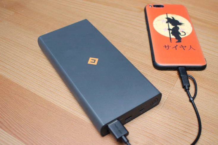 NOVOO Powerbank 20000 lädt Xiaomi Mi 6