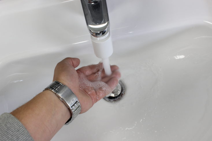 Sensor Wasserhahn mit Hand