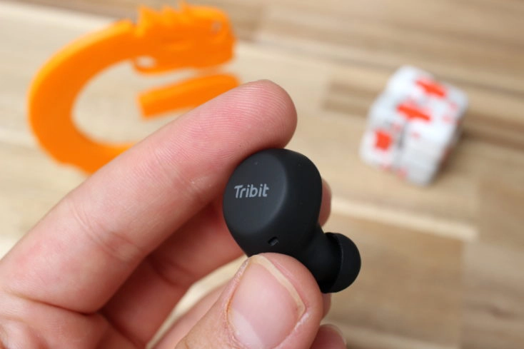 Tribit Flybuds Hörer Vorderseite