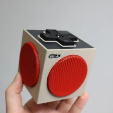 8Bitdo Retro Cube Speaker in Hand