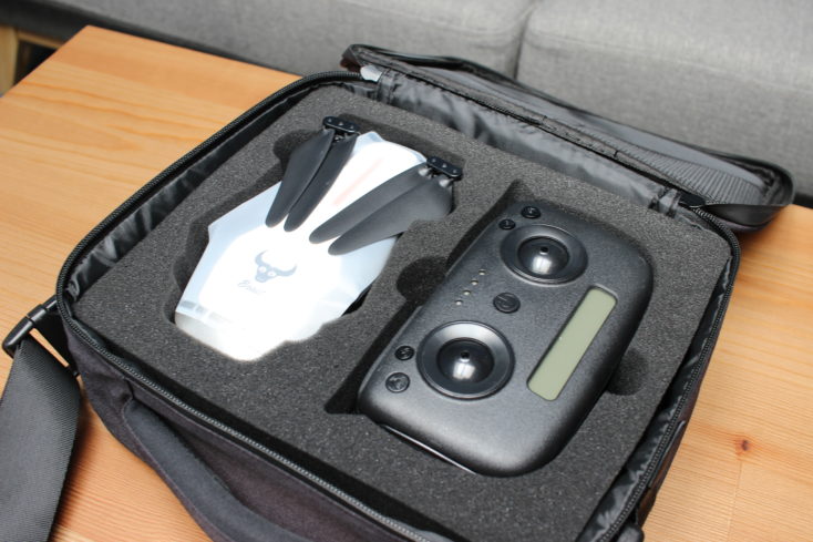 ZLRC Beast Drohne Stofftasche geöffnet