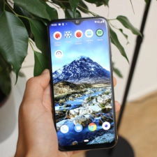 Cubot X20 Pro Smartphone in Hand