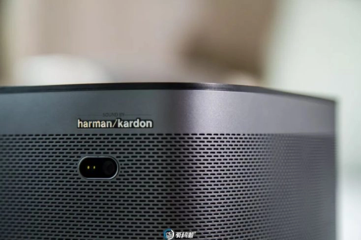 XGiMi H3 Beamer Harman Kardon