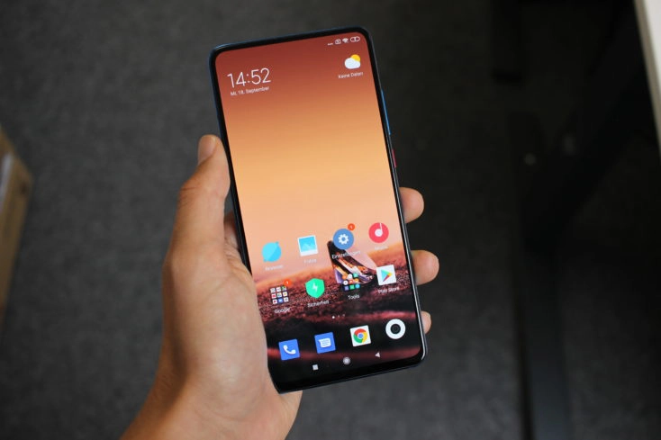 Xiaomi Mi 9T Pro Smartphone Display