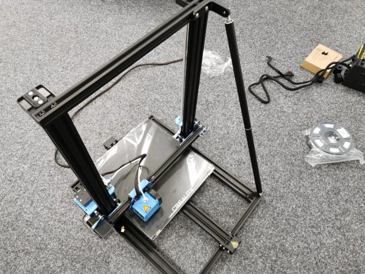 halb fertig gebaut cr-10 v2