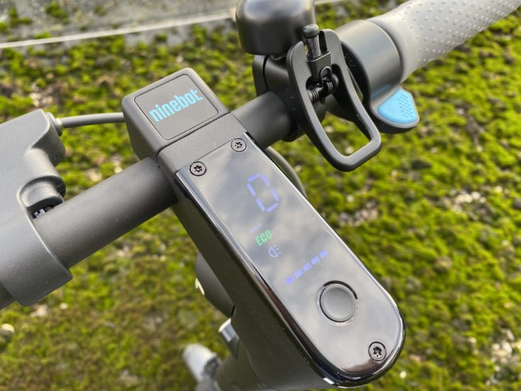 Segway Ninebot MAX G30D Display und Power Button