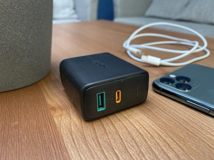 AUKEY PA-D1 Ladegerat Design Ports