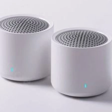 Xiaomi Bluetooth Stereo-Speaker Paar nebeneinander.