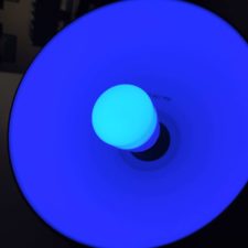 Yeelight smart LED Gluehbirne 1S blau