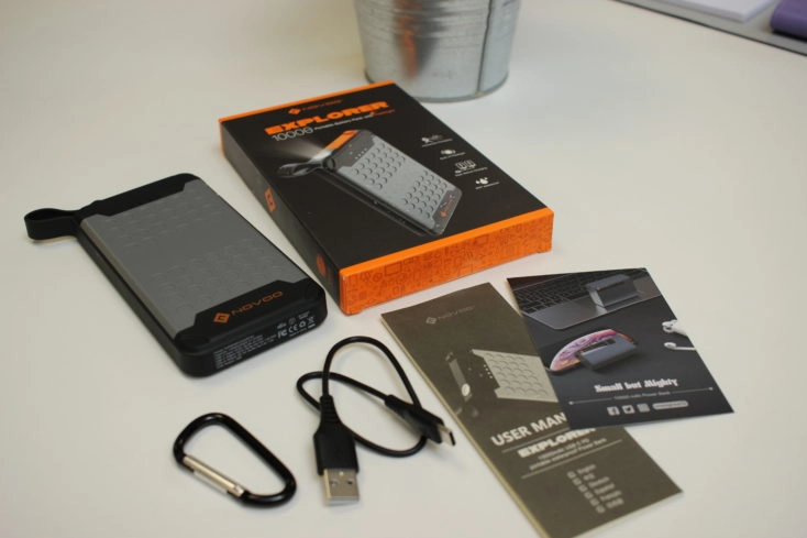 Novoo Explorer Outdoor-Powerbank Lieferumfang