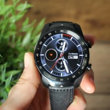 TicWatch Pro 2020 Uhr