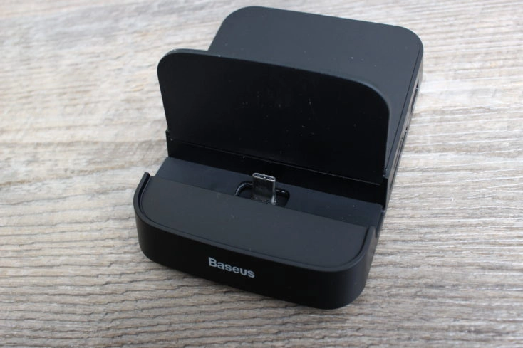 Baseus Docking Station kompakt