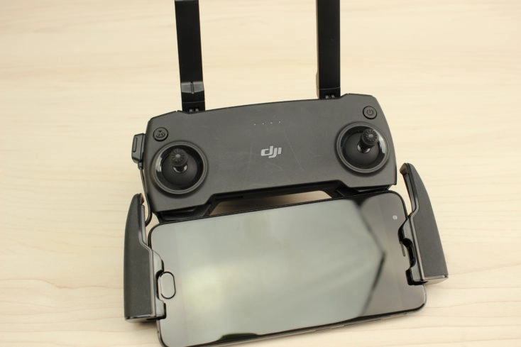 DJI Mavic Mini Fernsteuerung mit Smartphone 2