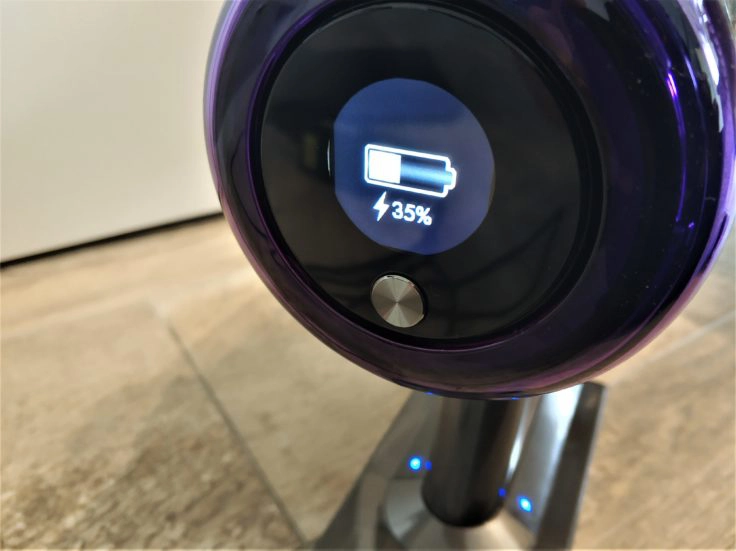 Dyson V11 Absolute Akkustaubsauger Display Anzeige Ladestand Akku