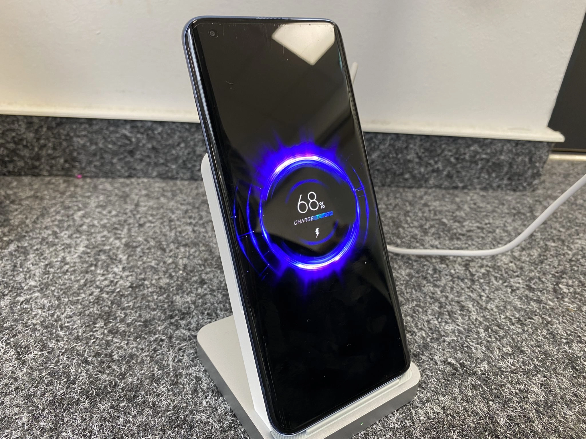 Xiaomi 30W Qi Ladeger t F r Das Xiaomi Mi 10 Pro Im Test
