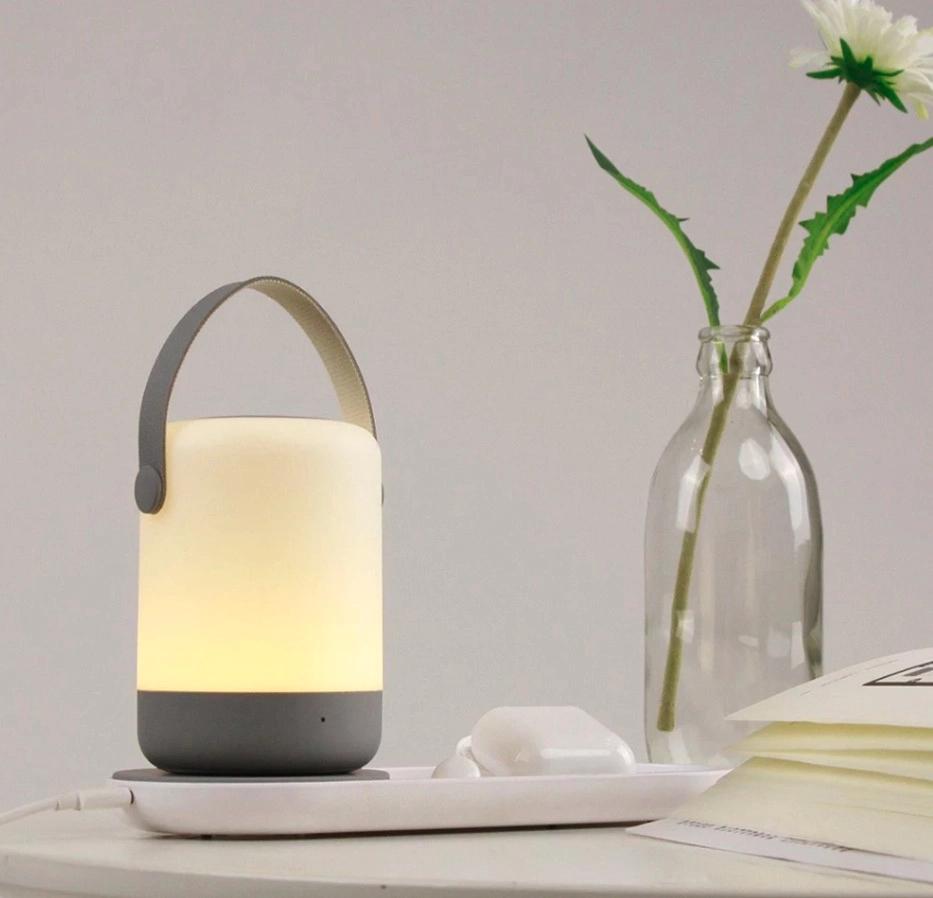 Portables Nachtlicht mit Qi-Ladestation