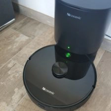 Proscenic M7 Pro Saugroboter an Absaugstation