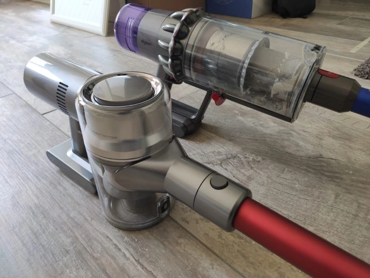 Dreame V11 Akkustaubsauger Vergleich Dyson V11 Absolute Hauptelement