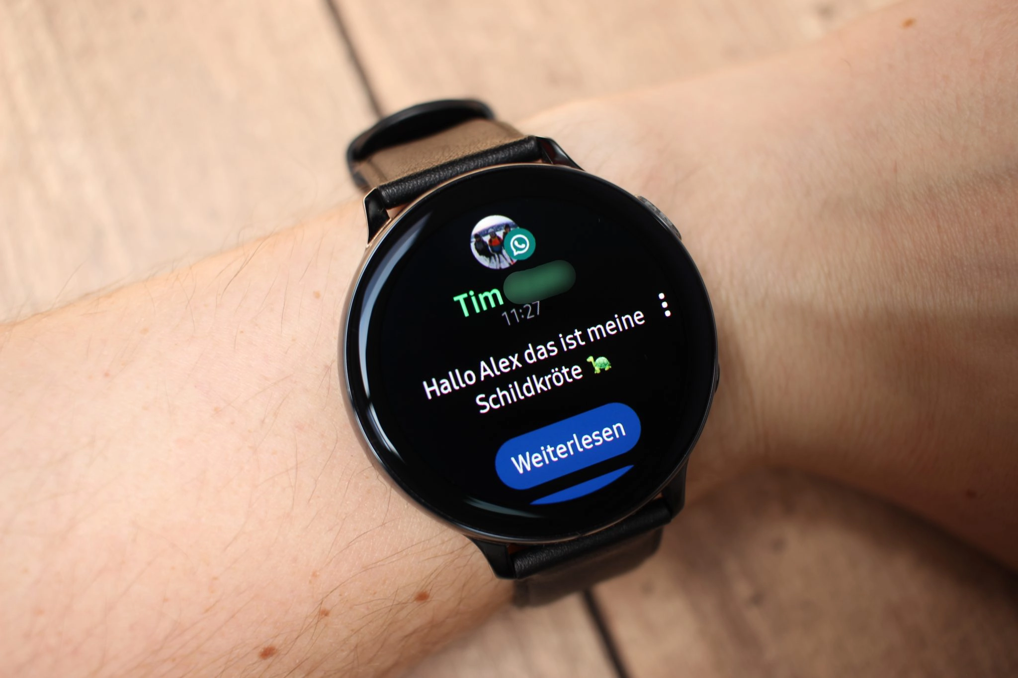 galaxy watch active 2 whatsapp