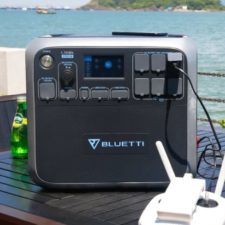 Bluetti AC200 Power Station