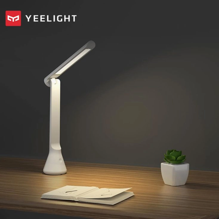 Yeelight einklappbare Tischlampe ausgeklappt