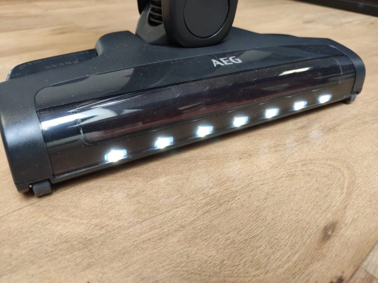 AEG QX9 Akkustaubsauger LED-Leuchten