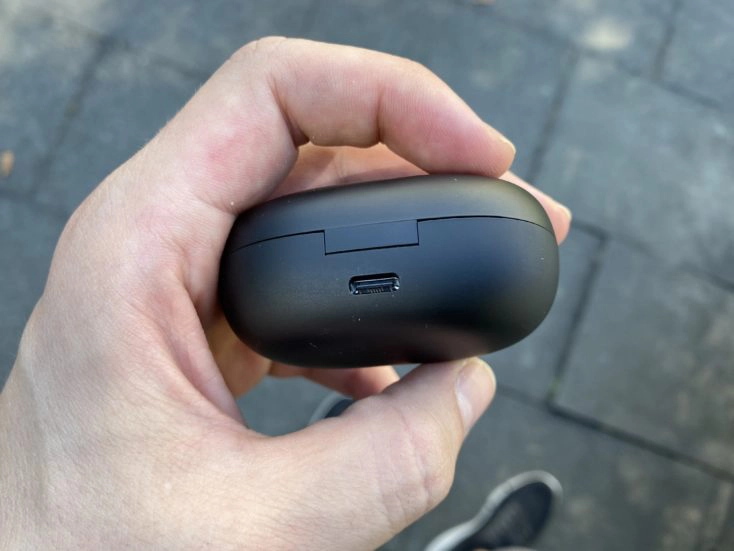 Amazfit PowerBuds USB-C Anschluss