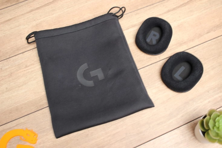 Logitech G PRO X Gaming Headset Stofftasche und Ohrpolster