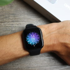 Oppo Watch Smartwatch am Arm 2
