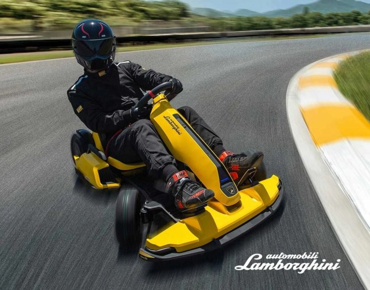 Xiaomi Ninebot Lamborghini Kart auf Rennstrecke