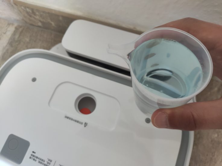 Xiaomi SWDK ZDG300 Wischroboter Tank Wasser einfüllen