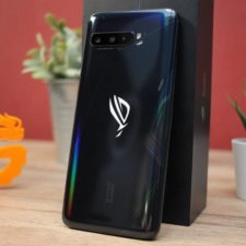 Asus ROG Phone 3 Design