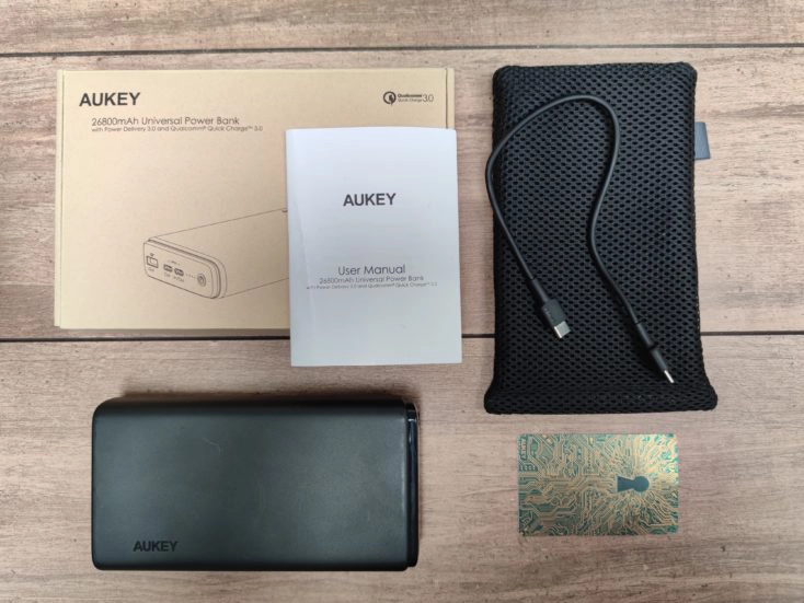 Aukey Powerbank Lieferumfang