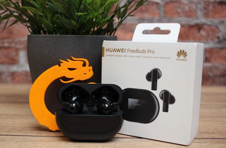 Huawei FreeBuds Pro Kopfhoerer Produktbild mit Verpackung