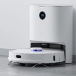 XCLEA H30 Saugroboter mit Absaugstation Produktbild