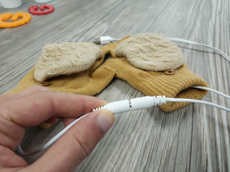 Beheizbare USB Handschuhe Kabel
