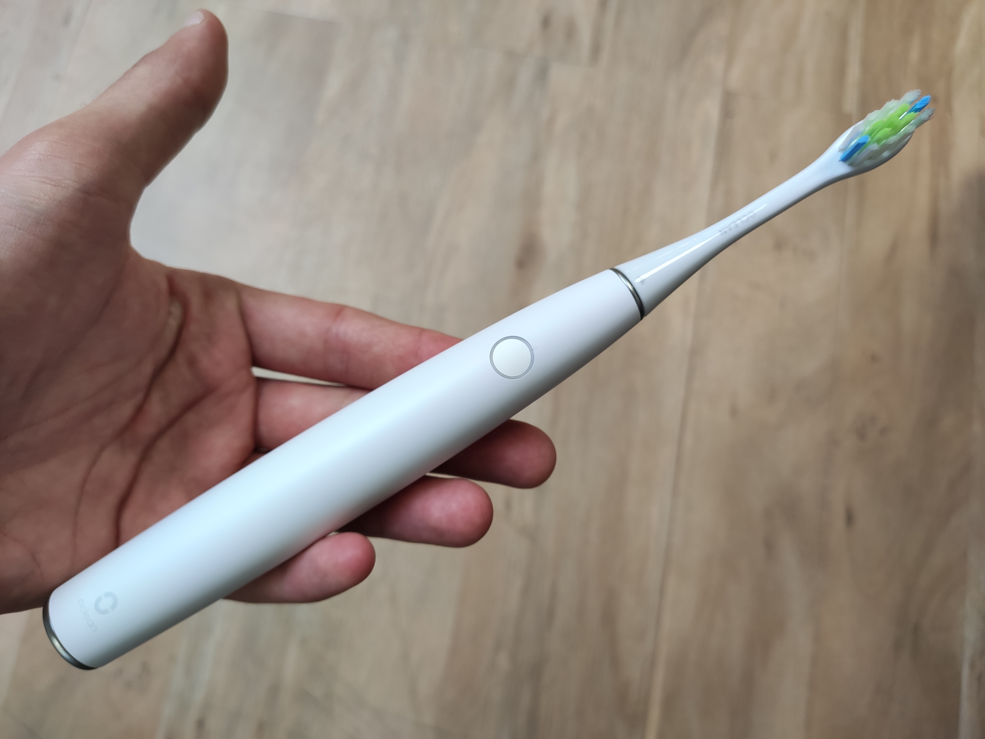 Oclean Air 2 smarte elektrische Zahnbürste im Test