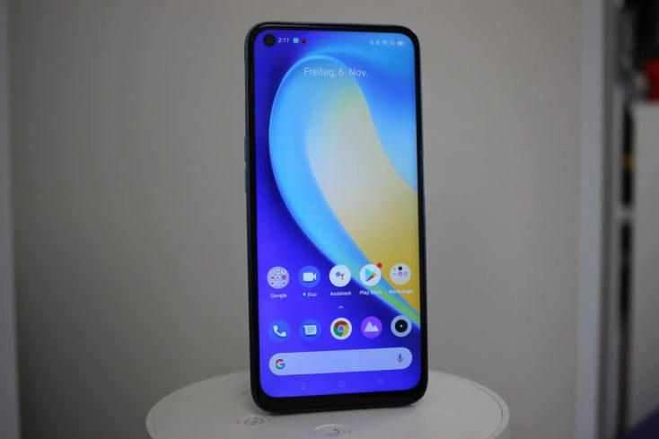 Realme 7 Smartphone Display