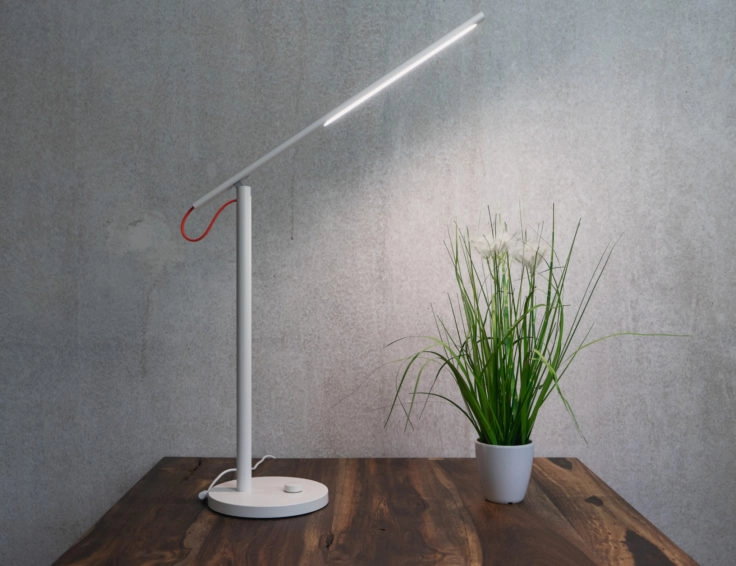 Xiaomi Tischlampe auf Tisch