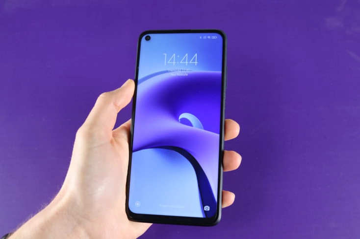 Redmi Note 9T Smartphone in Hand 2