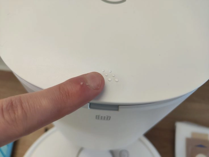 Ecovacs Deebot N8 Pro+ Saugroboter Absaugstation oben öffnen