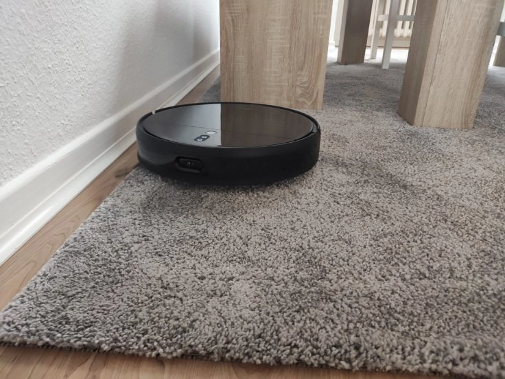 Xiaomi Mi Robot Vacuum-Mop 2 Pro+ Saugroboter auf Teppich