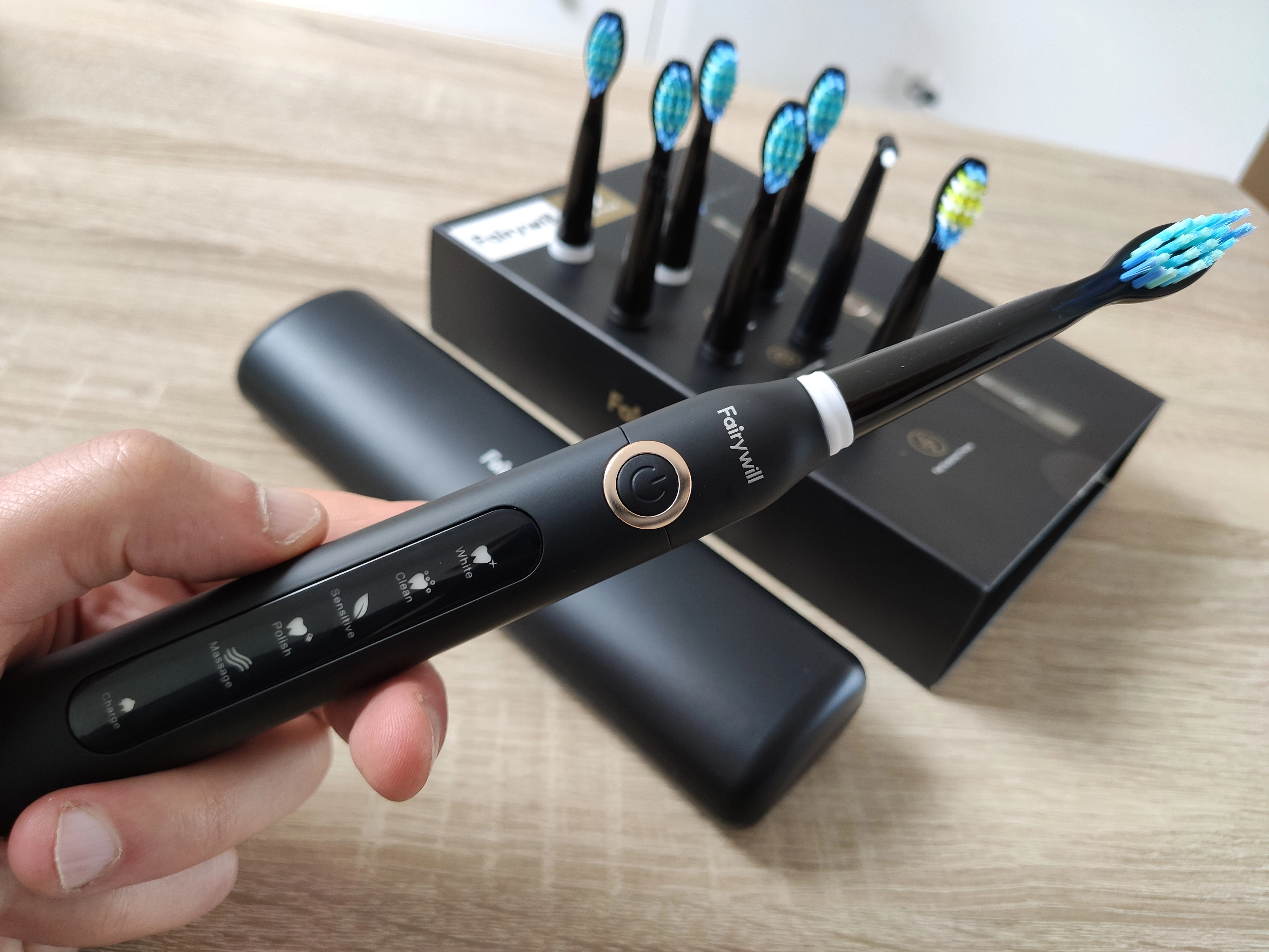 Fairywill D7 elektrische Zahnbuerste Design optik