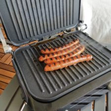 BlitzWolf BW-SM1 Kontaktgrill Wuerstchen nachher