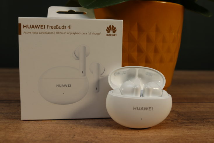 Huawei FreeBuds 4i Kopfhoerer mit Verpackung