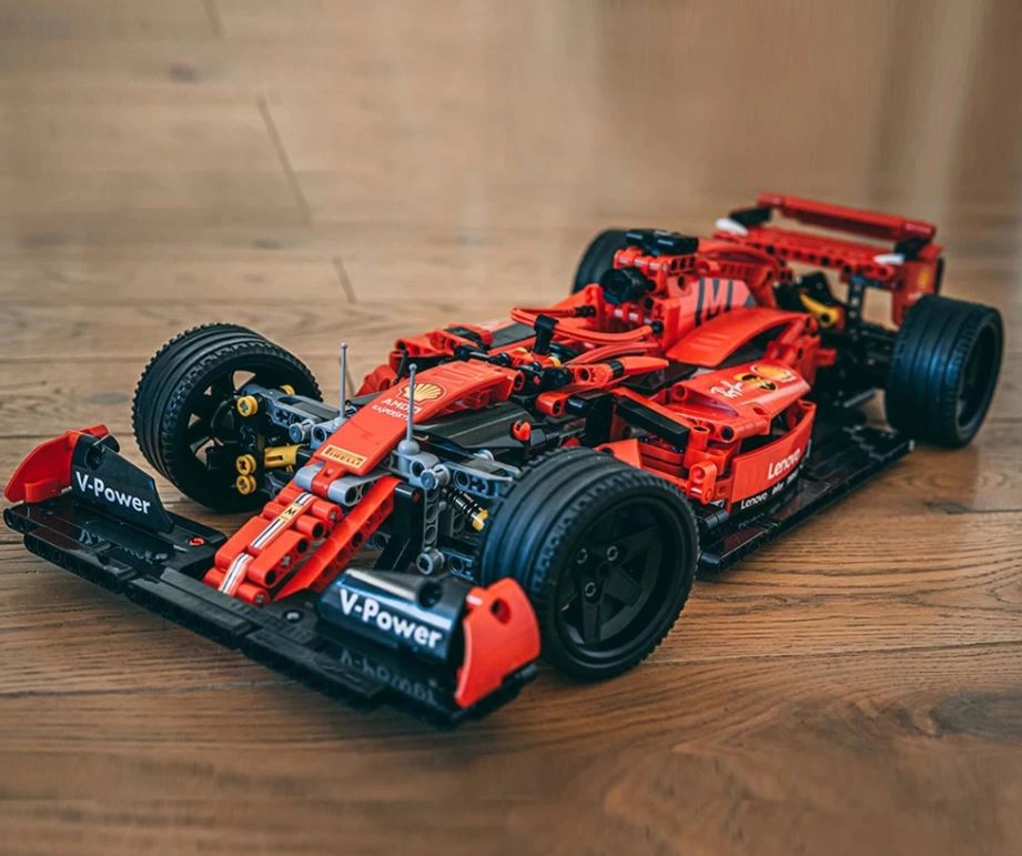 Mork Formel 1 Wagen rot